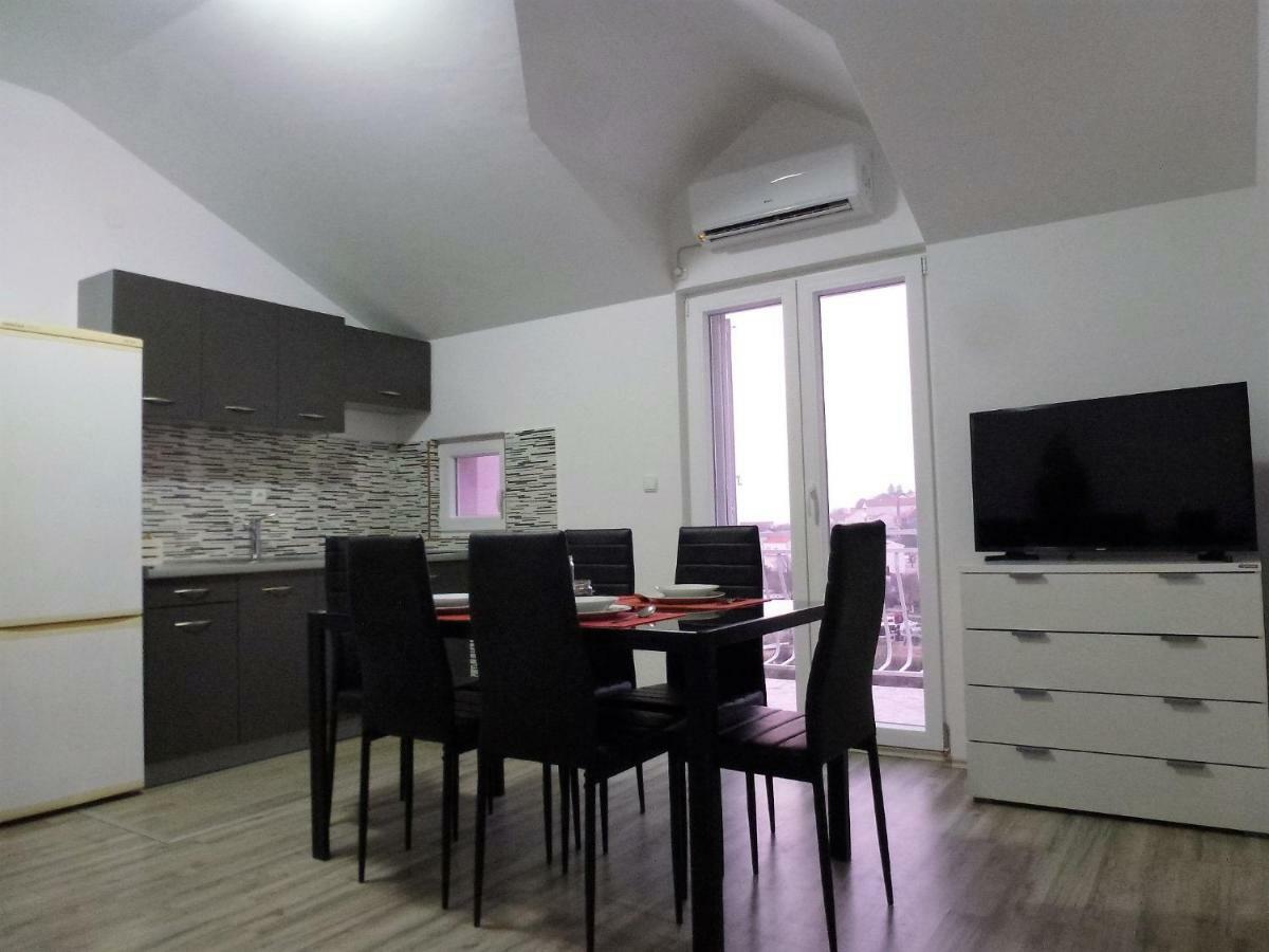 Apartmani Slavica Šibenik Eksteriør bilde