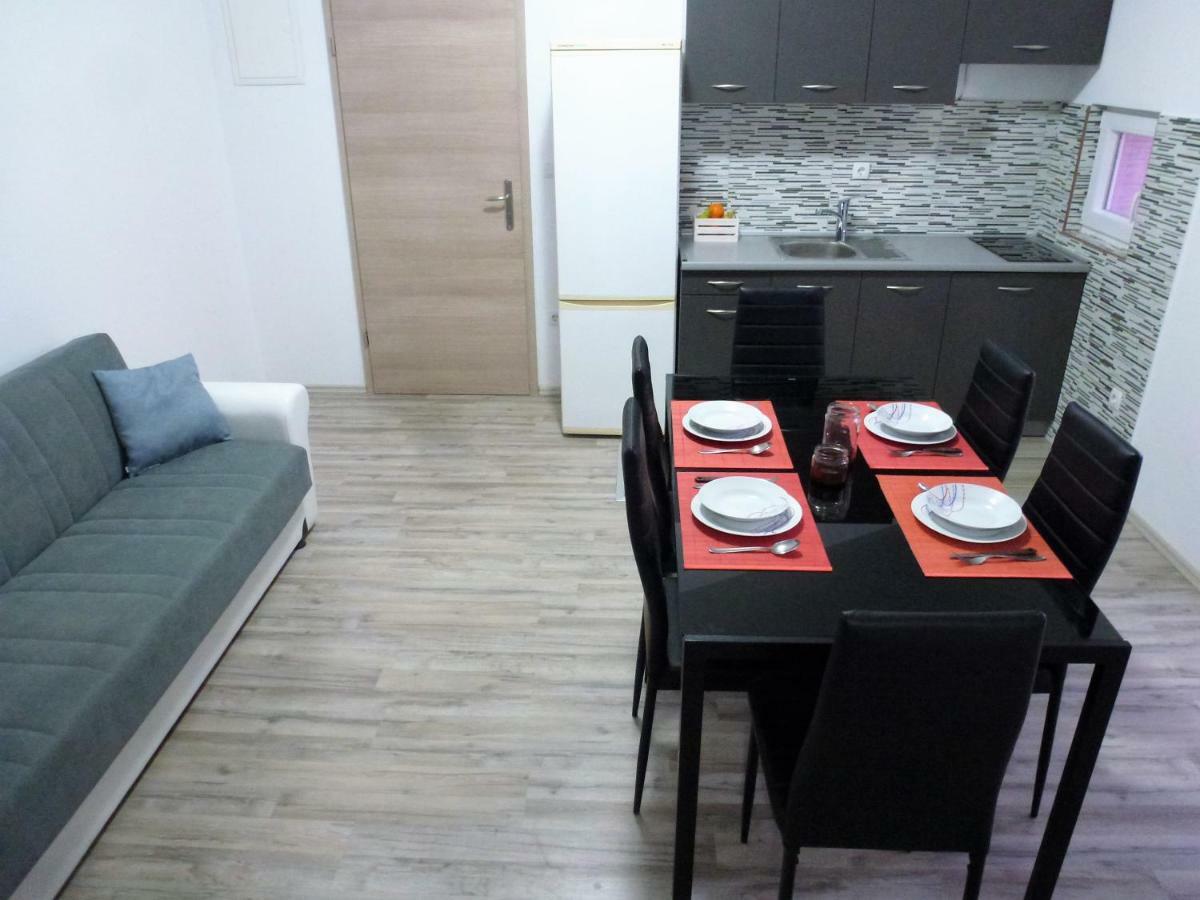 Apartmani Slavica Šibenik Eksteriør bilde