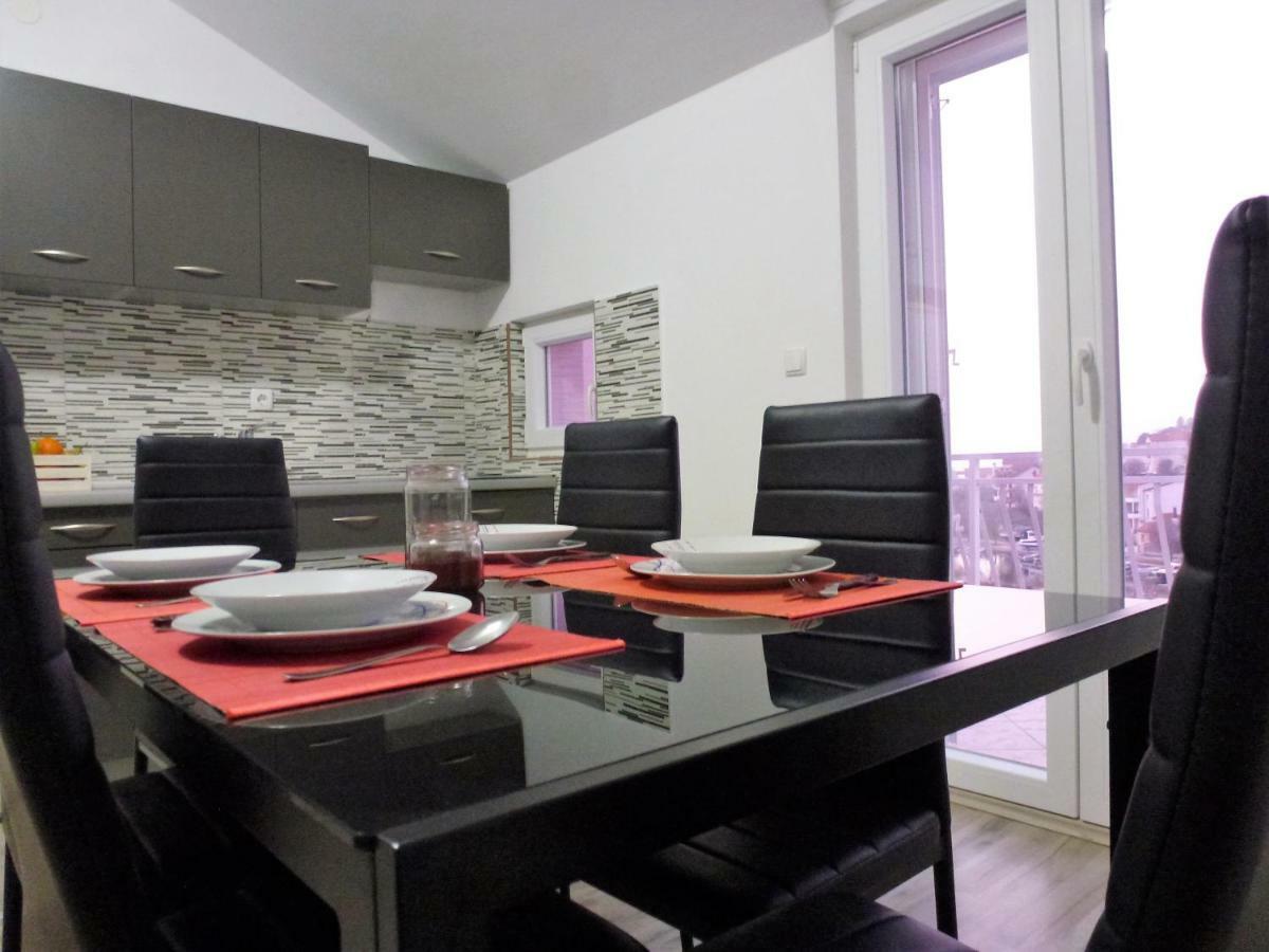 Apartmani Slavica Šibenik Eksteriør bilde